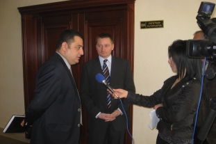 Vahe Mambreyan’s and Gunther Loiskandl’s briefing to Syunik Region media (Kapan, 02.05.2011)