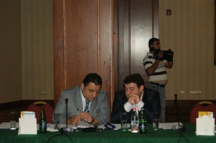 Վահե Մամբրեյան (ԱՄ Փարթնըրզ) և Արամ Անանյան (ՀՀ Վարչապետի օգնական) (Երևան, 20.06.2011.)