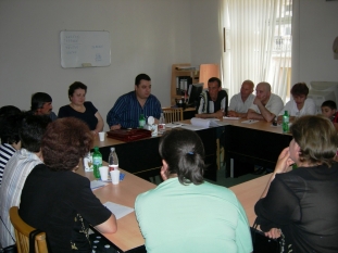 Vahe Mambreyan meeting the members of KSFA (Kapan, 29.05.2007)