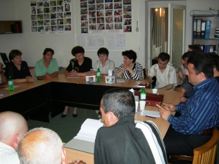 Vahe Mambreyan meeting the members of KSFA (Kapan, 29.05.2007)