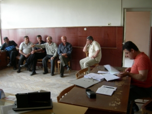 Meeting with the members of KSFA in Davit Bek village (28.05.2007) 