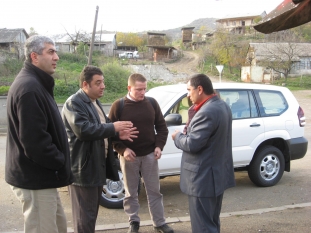 Աշխատանքային խումբը Տավուշի մարզի Ոսկեպար գյուղում (22.11.2009.) 
