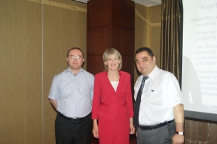 Vardan Aghbalyan, Susan Rutledge (World Bank) and Vahe Mambreyan